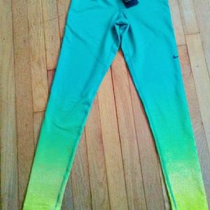 Nike leggings